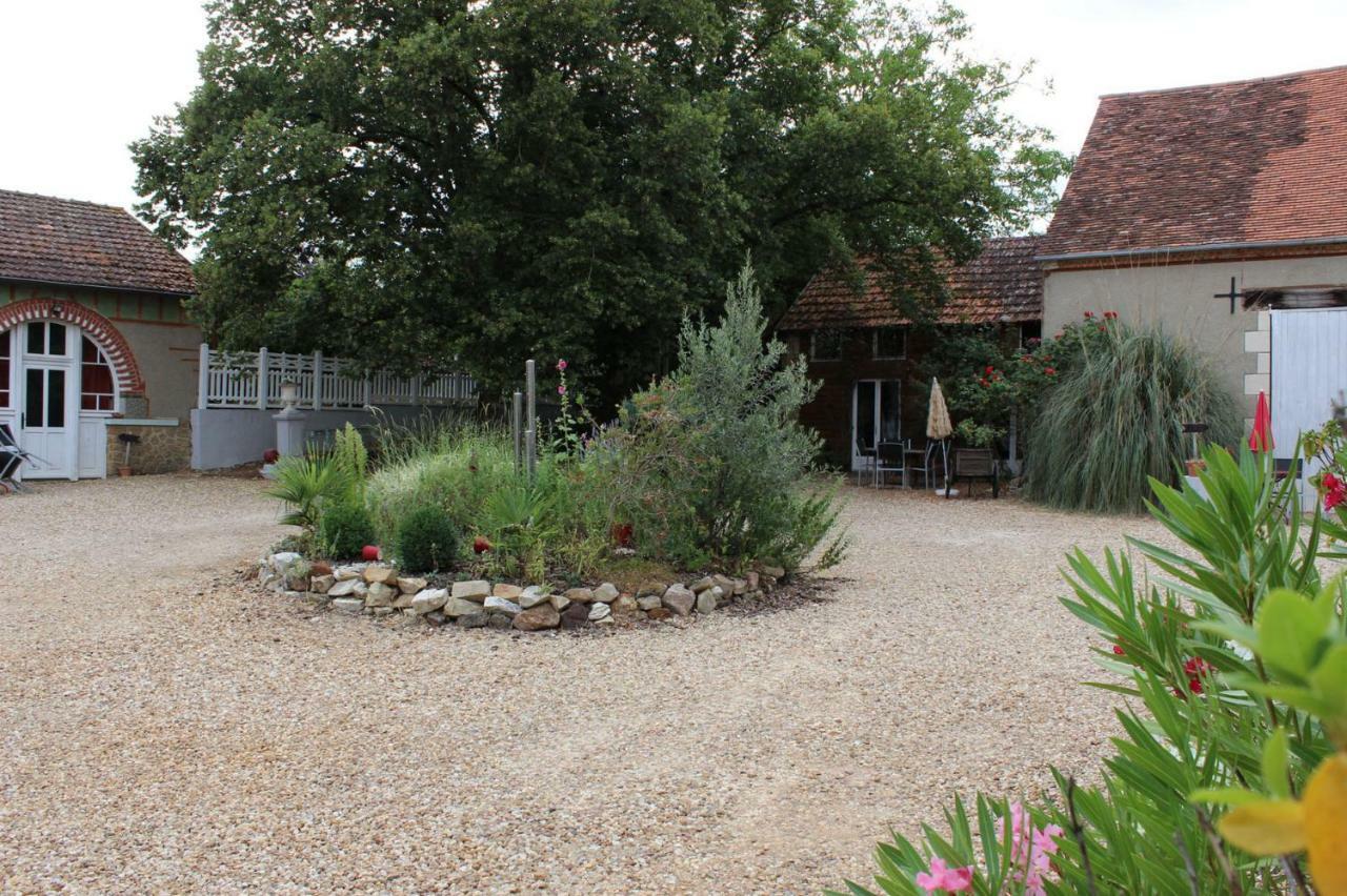 Le Clos De La Fontaine Massay Exterior photo